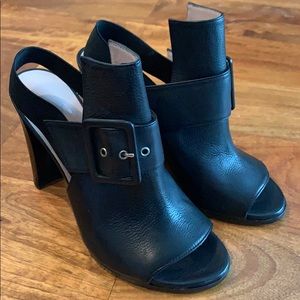 NWT Stuart Weitzman Sunbelt OT Booties 7-1/2 M